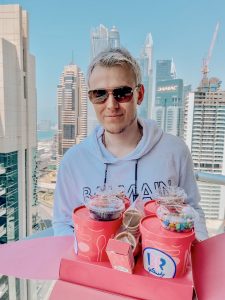 Гусев Святослав продал свои активы, доля в инвестиционном фонде, который занимался развитием инноваций на базе децентрализованных финансов в блокчейн.